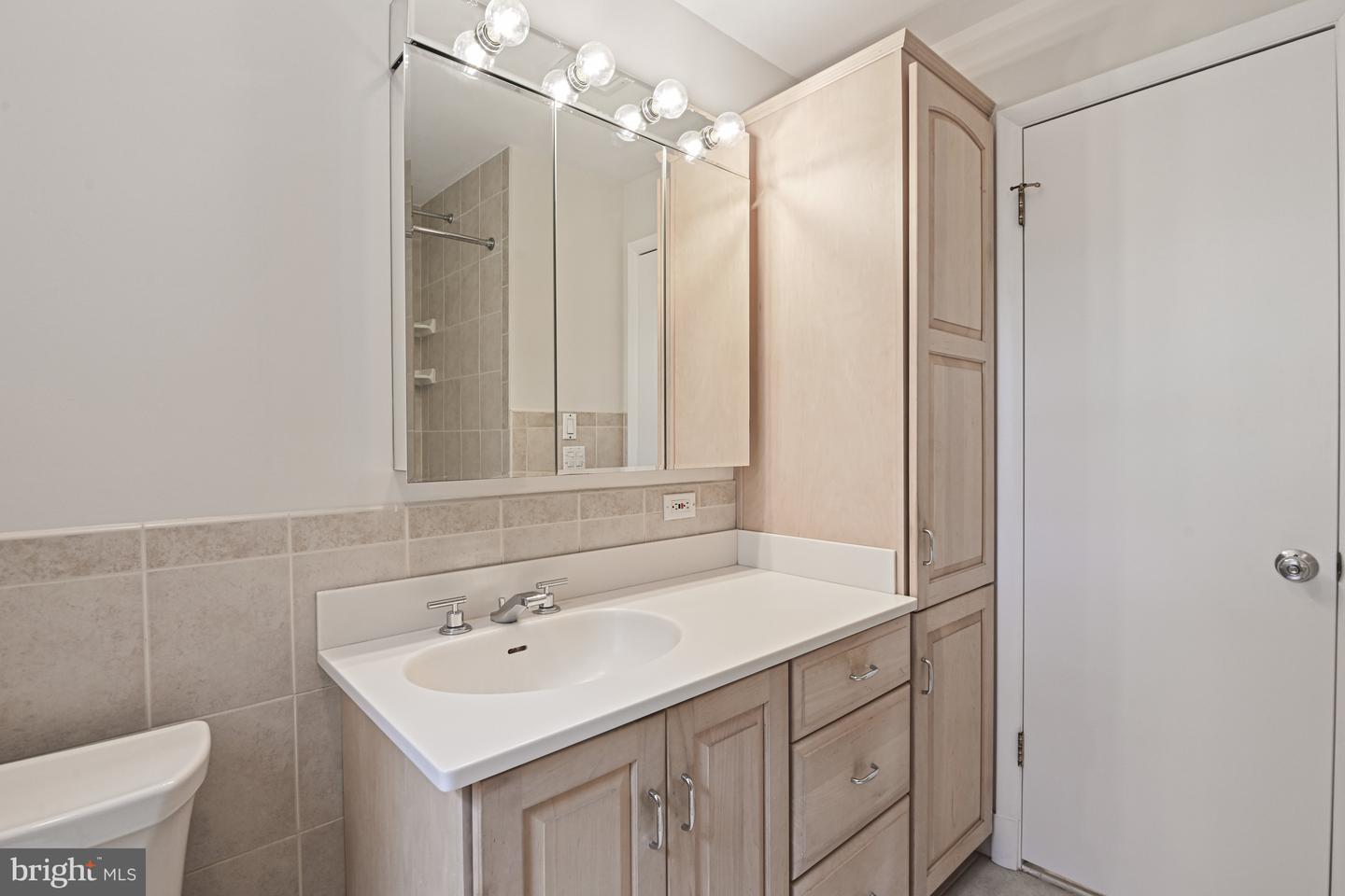 10108 GLENMERE RD, FAIRFAX, Virginia 22032, 5 Bedrooms Bedrooms, ,4 BathroomsBathrooms,Residential,For sale,10108 GLENMERE RD,VAFX2246488 MLS # VAFX2246488