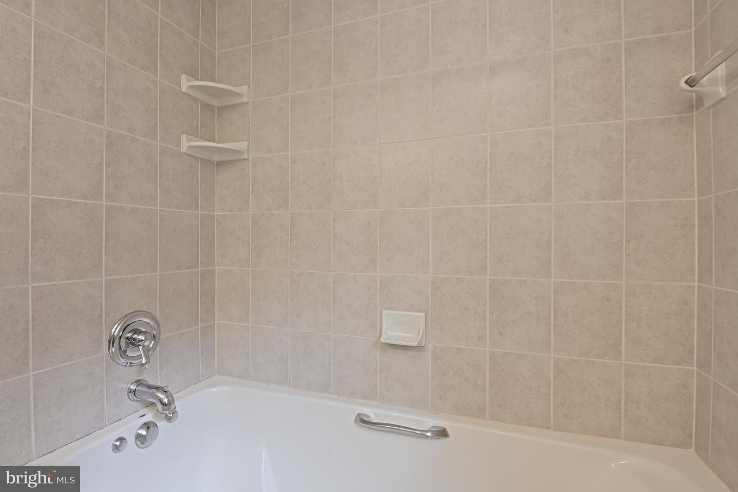 10108 GLENMERE RD, FAIRFAX, Virginia 22032, 5 Bedrooms Bedrooms, ,4 BathroomsBathrooms,Residential,For sale,10108 GLENMERE RD,VAFX2246488 MLS # VAFX2246488