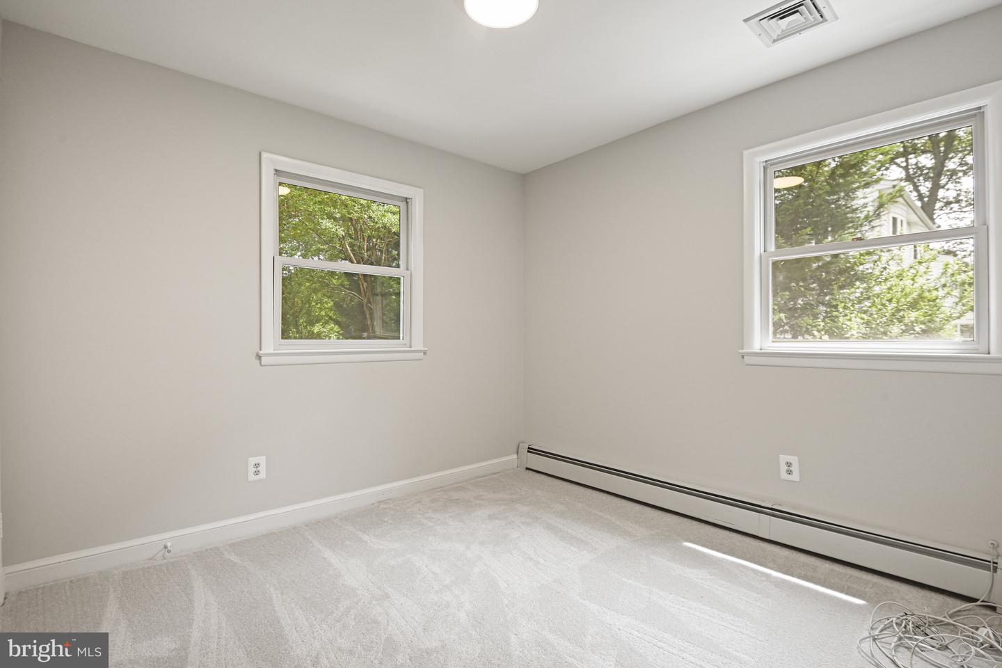 10108 GLENMERE RD, FAIRFAX, Virginia 22032, 5 Bedrooms Bedrooms, ,4 BathroomsBathrooms,Residential,For sale,10108 GLENMERE RD,VAFX2246488 MLS # VAFX2246488