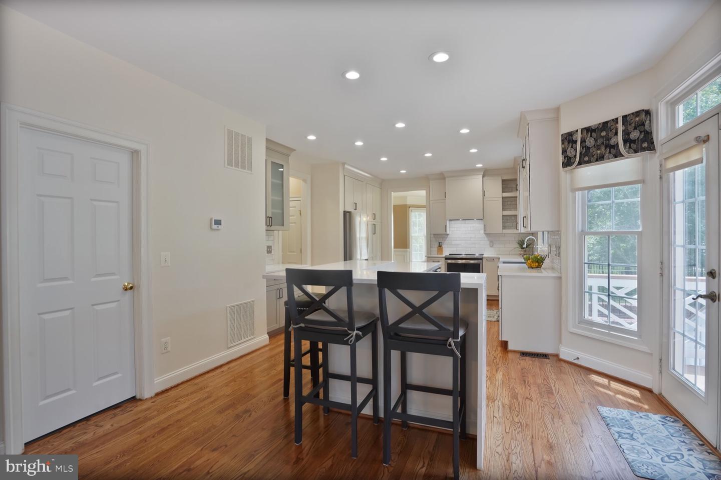 5438 SHERMAN OAKS CT, HAYMARKET, Virginia 20169, 4 Bedrooms Bedrooms, ,4 BathroomsBathrooms,Residential,For sale,5438 SHERMAN OAKS CT,VAPW2096686 MLS # VAPW2096686