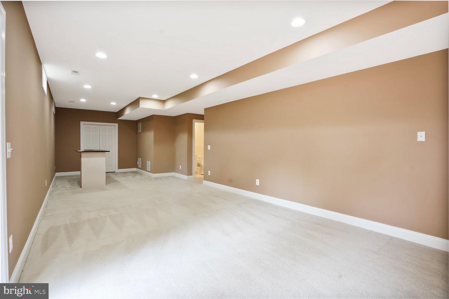 5438 SHERMAN OAKS CT, HAYMARKET, Virginia 20169, 4 Bedrooms Bedrooms, ,4 BathroomsBathrooms,Residential,For sale,5438 SHERMAN OAKS CT,VAPW2096686 MLS # VAPW2096686