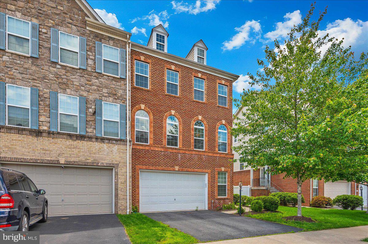 1787 MOULTRIE TER NE, LEESBURG, Virginia 20176, 3 Bedrooms Bedrooms, ,3 BathroomsBathrooms,Residential,For sale,1787 MOULTRIE TER NE,VALO2099164 MLS # VALO2099164
