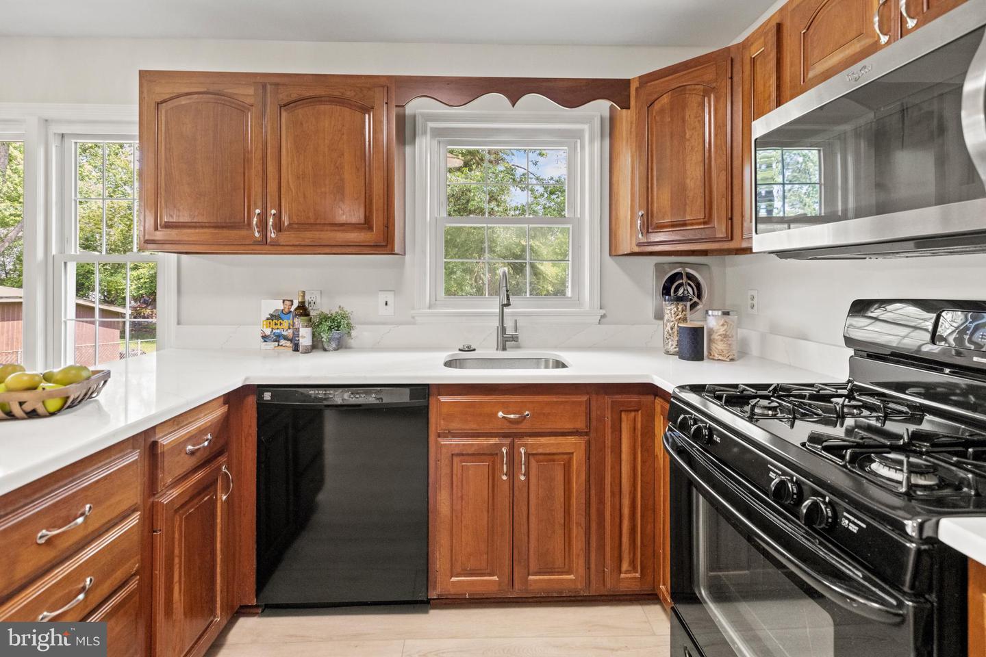 7815 WELCH CT, ALEXANDRIA, Virginia 22315, 4 Bedrooms Bedrooms, ,2 BathroomsBathrooms,Residential,For sale,7815 WELCH CT,VAFX2246588 MLS # VAFX2246588