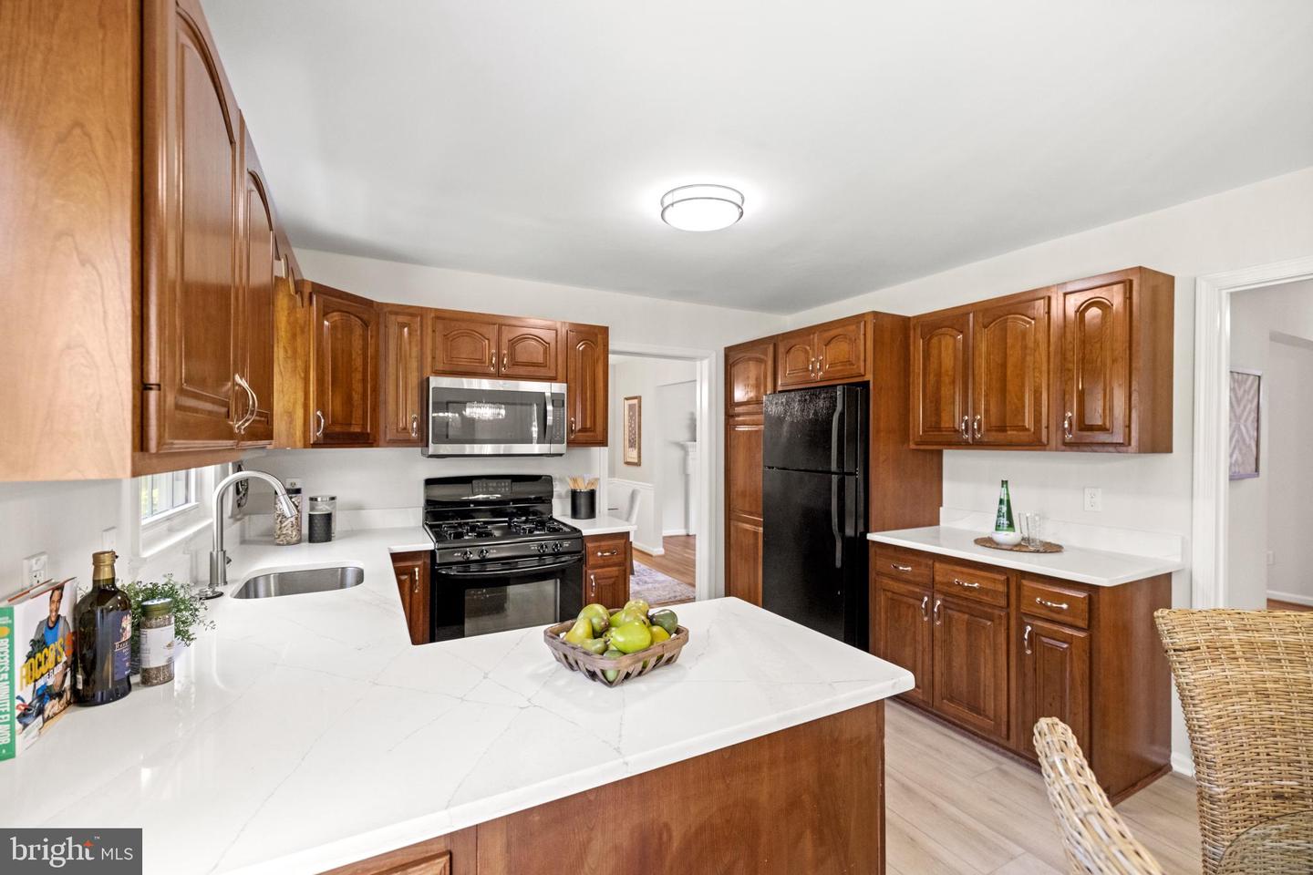 7815 WELCH CT, ALEXANDRIA, Virginia 22315, 4 Bedrooms Bedrooms, ,2 BathroomsBathrooms,Residential,For sale,7815 WELCH CT,VAFX2246588 MLS # VAFX2246588