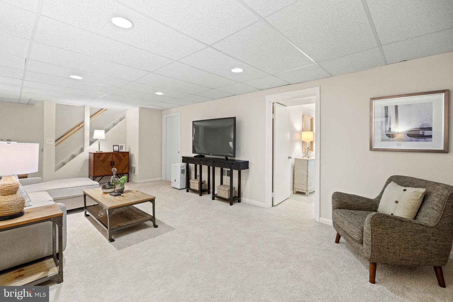 7815 WELCH CT, ALEXANDRIA, Virginia 22315, 4 Bedrooms Bedrooms, ,2 BathroomsBathrooms,Residential,For sale,7815 WELCH CT,VAFX2246588 MLS # VAFX2246588
