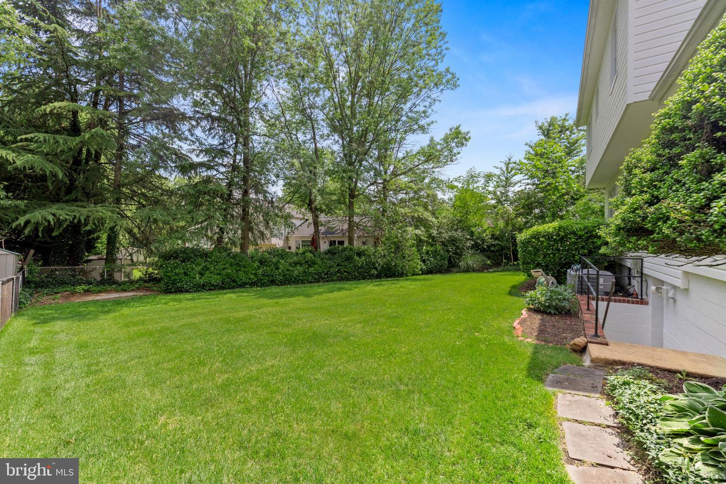 7815 WELCH CT, ALEXANDRIA, Virginia 22315, 4 Bedrooms Bedrooms, ,2 BathroomsBathrooms,Residential,For sale,7815 WELCH CT,VAFX2246588 MLS # VAFX2246588