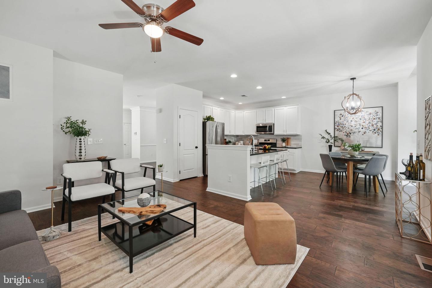 5605 SWIFT CREEK CT, HAYMARKET, Virginia 20169, 3 Bedrooms Bedrooms, ,3 BathroomsBathrooms,Residential,For sale,5605 SWIFT CREEK CT,VAPW2096676 MLS # VAPW2096676
