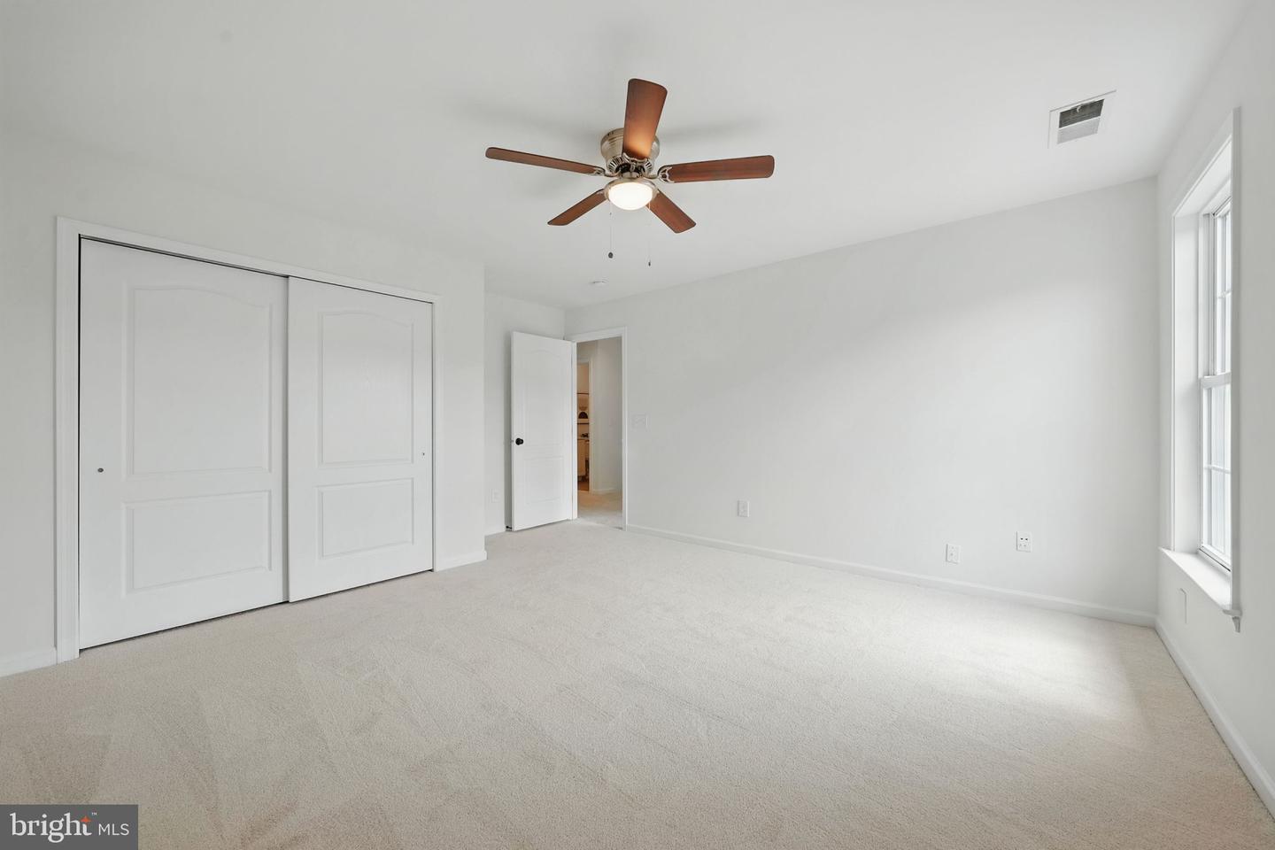 5605 SWIFT CREEK CT, HAYMARKET, Virginia 20169, 3 Bedrooms Bedrooms, ,3 BathroomsBathrooms,Residential,For sale,5605 SWIFT CREEK CT,VAPW2096676 MLS # VAPW2096676
