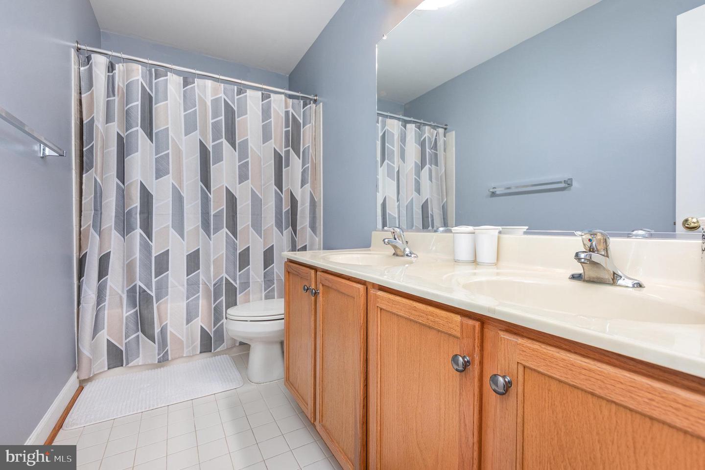 8421 HERON POINTE WAY, SPOTSYLVANIA, Virginia 22551, 4 Bedrooms Bedrooms, ,3 BathroomsBathrooms,Residential,For sale,8421 HERON POINTE WAY,VASP2033842 MLS # VASP2033842