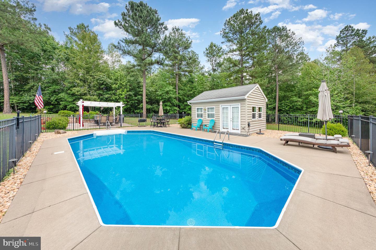 8421 HERON POINTE WAY, SPOTSYLVANIA, Virginia 22551, 4 Bedrooms Bedrooms, ,3 BathroomsBathrooms,Residential,For sale,8421 HERON POINTE WAY,VASP2033842 MLS # VASP2033842