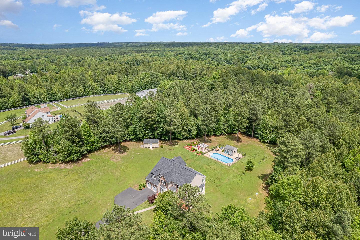 8421 HERON POINTE WAY, SPOTSYLVANIA, Virginia 22551, 4 Bedrooms Bedrooms, ,3 BathroomsBathrooms,Residential,For sale,8421 HERON POINTE WAY,VASP2033842 MLS # VASP2033842