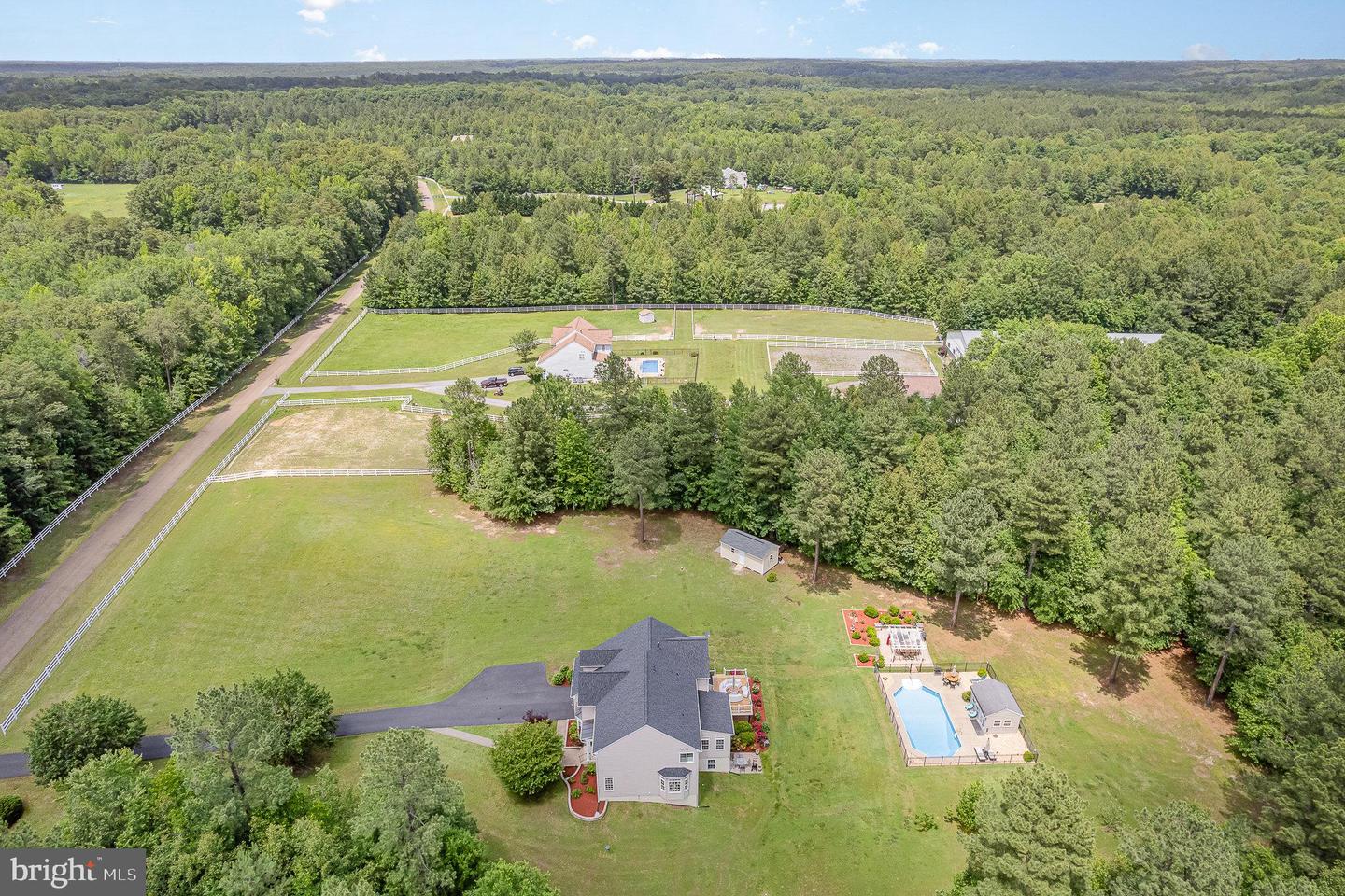 8421 HERON POINTE WAY, SPOTSYLVANIA, Virginia 22551, 4 Bedrooms Bedrooms, ,3 BathroomsBathrooms,Residential,For sale,8421 HERON POINTE WAY,VASP2033842 MLS # VASP2033842