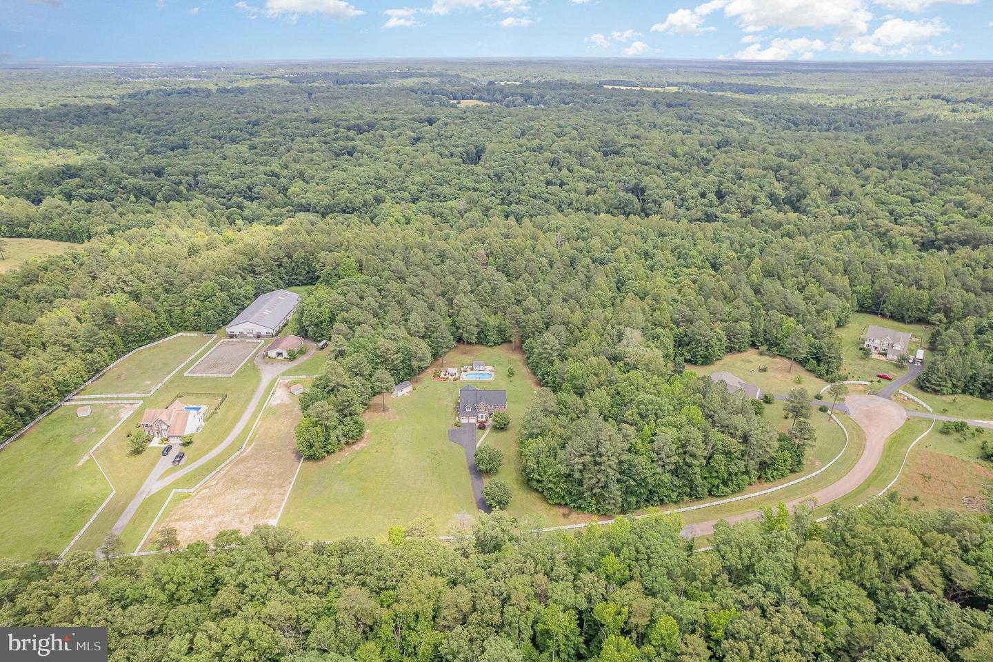 8421 HERON POINTE WAY, SPOTSYLVANIA, Virginia 22551, 4 Bedrooms Bedrooms, ,3 BathroomsBathrooms,Residential,For sale,8421 HERON POINTE WAY,VASP2033842 MLS # VASP2033842