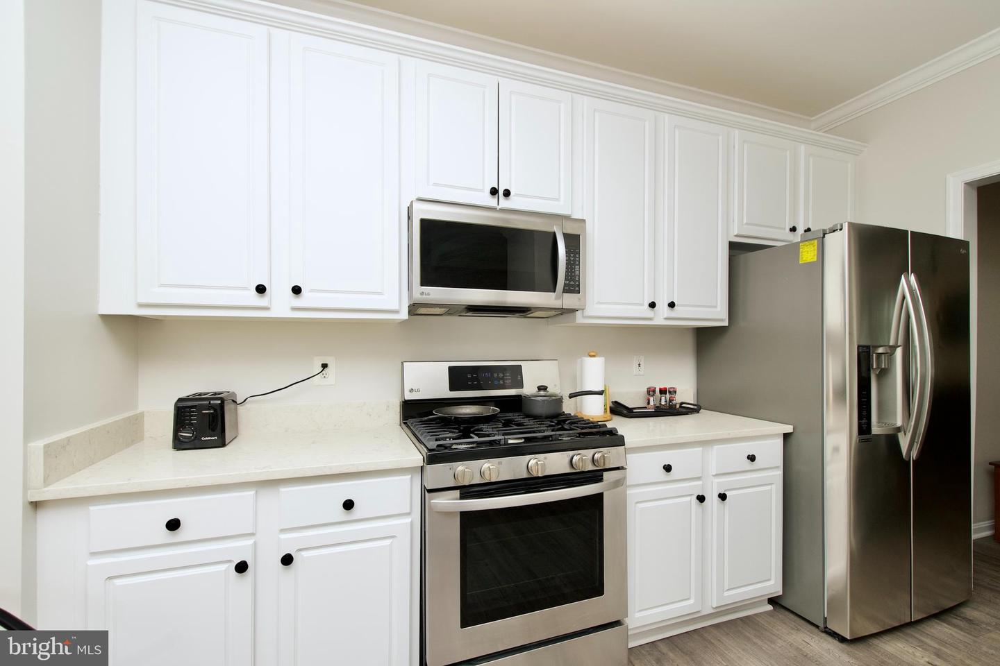 22488 MAISON CARREE, ASHBURN, Virginia 20148, 3 Bedrooms Bedrooms, ,3 BathroomsBathrooms,Residential,For sale,22488 MAISON CARREE,VALO2099206 MLS # VALO2099206