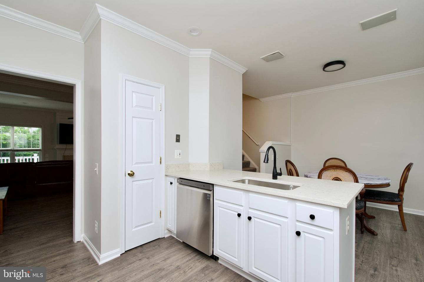 22488 MAISON CARREE, ASHBURN, Virginia 20148, 3 Bedrooms Bedrooms, ,3 BathroomsBathrooms,Residential,For sale,22488 MAISON CARREE,VALO2099206 MLS # VALO2099206