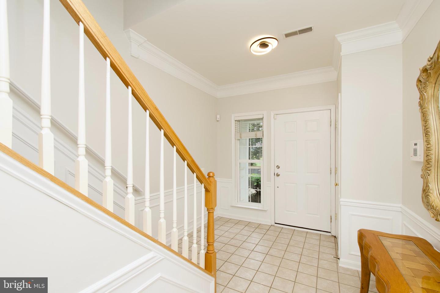 22488 MAISON CARREE, ASHBURN, Virginia 20148, 3 Bedrooms Bedrooms, ,3 BathroomsBathrooms,Residential,For sale,22488 MAISON CARREE,VALO2099206 MLS # VALO2099206