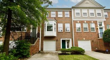 22488 MAISON CARREE, ASHBURN, Virginia 20148, 3 Bedrooms Bedrooms, ,3 BathroomsBathrooms,Residential,For sale,22488 MAISON CARREE,VALO2099206 MLS # VALO2099206