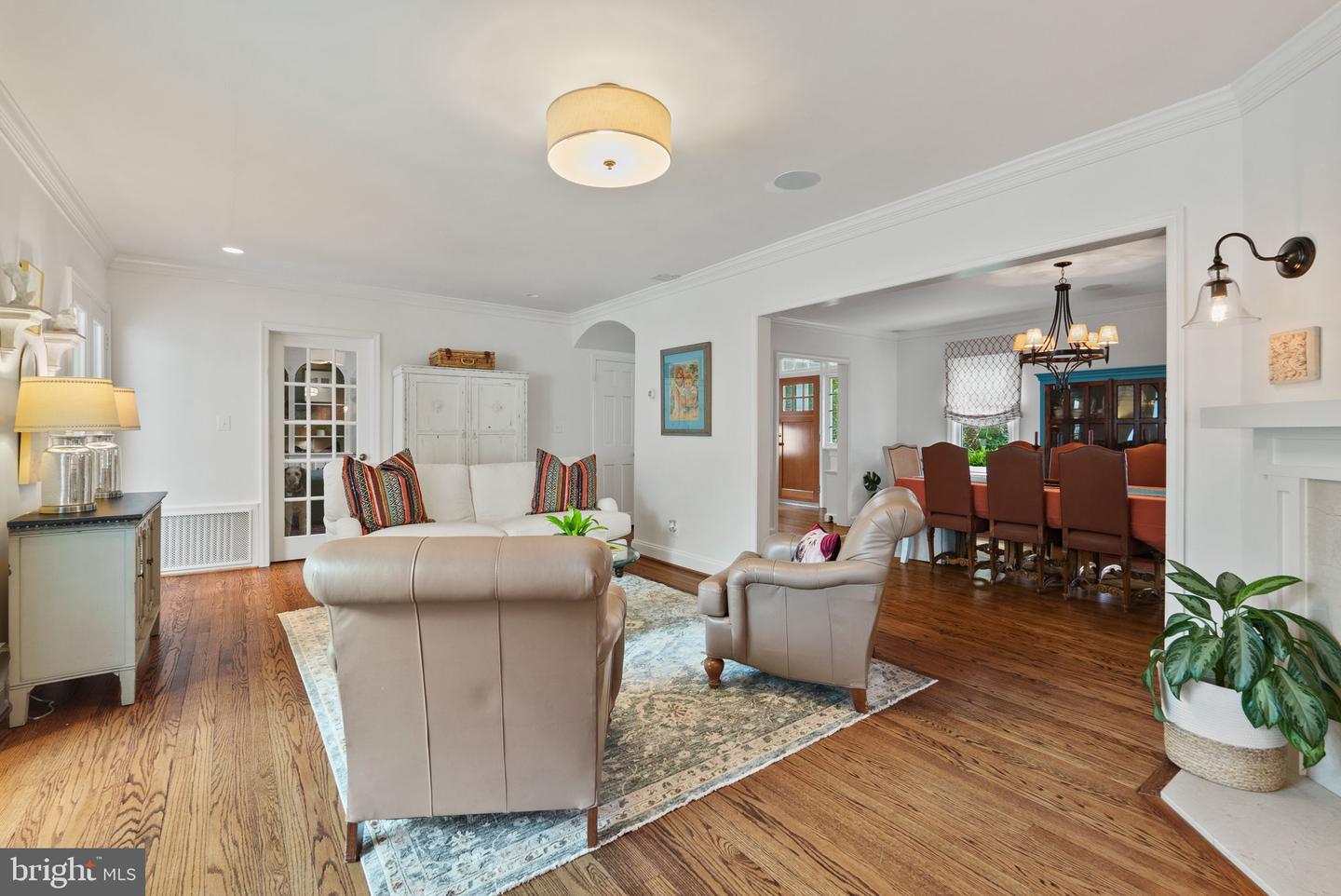 6016 PIKE BRANCH DR, ALEXANDRIA, Virginia 22310, 6 Bedrooms Bedrooms, ,6 BathroomsBathrooms,Residential,For sale,6016 PIKE BRANCH DR,VAFX2246684 MLS # VAFX2246684
