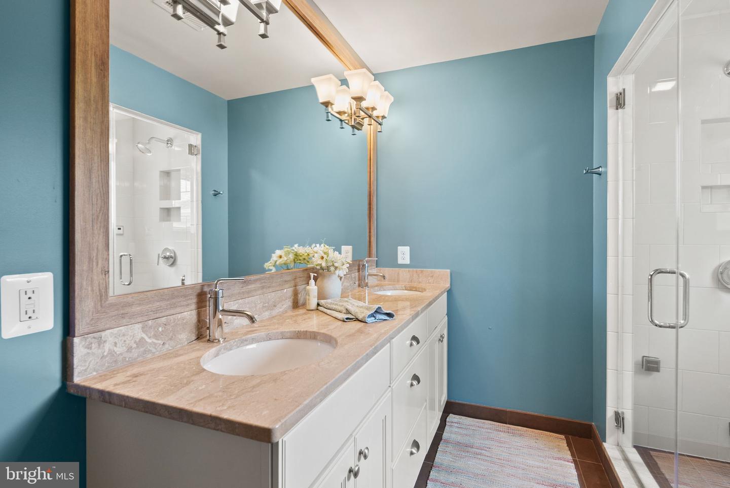 6016 PIKE BRANCH DR, ALEXANDRIA, Virginia 22310, 6 Bedrooms Bedrooms, ,6 BathroomsBathrooms,Residential,For sale,6016 PIKE BRANCH DR,VAFX2246684 MLS # VAFX2246684