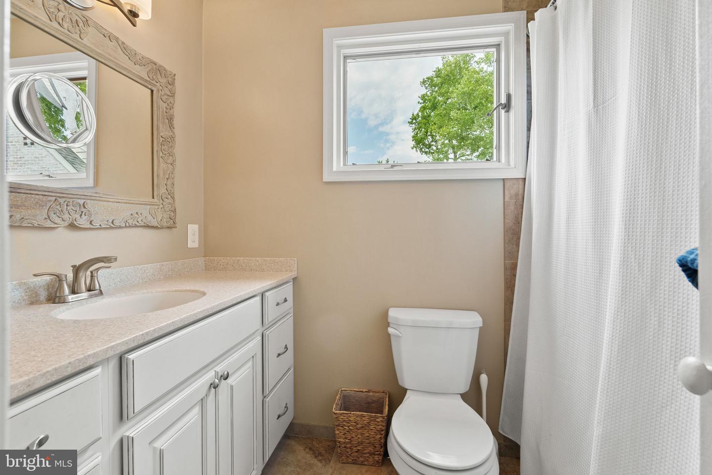 6016 PIKE BRANCH DR, ALEXANDRIA, Virginia 22310, 6 Bedrooms Bedrooms, ,6 BathroomsBathrooms,Residential,For sale,6016 PIKE BRANCH DR,VAFX2246684 MLS # VAFX2246684