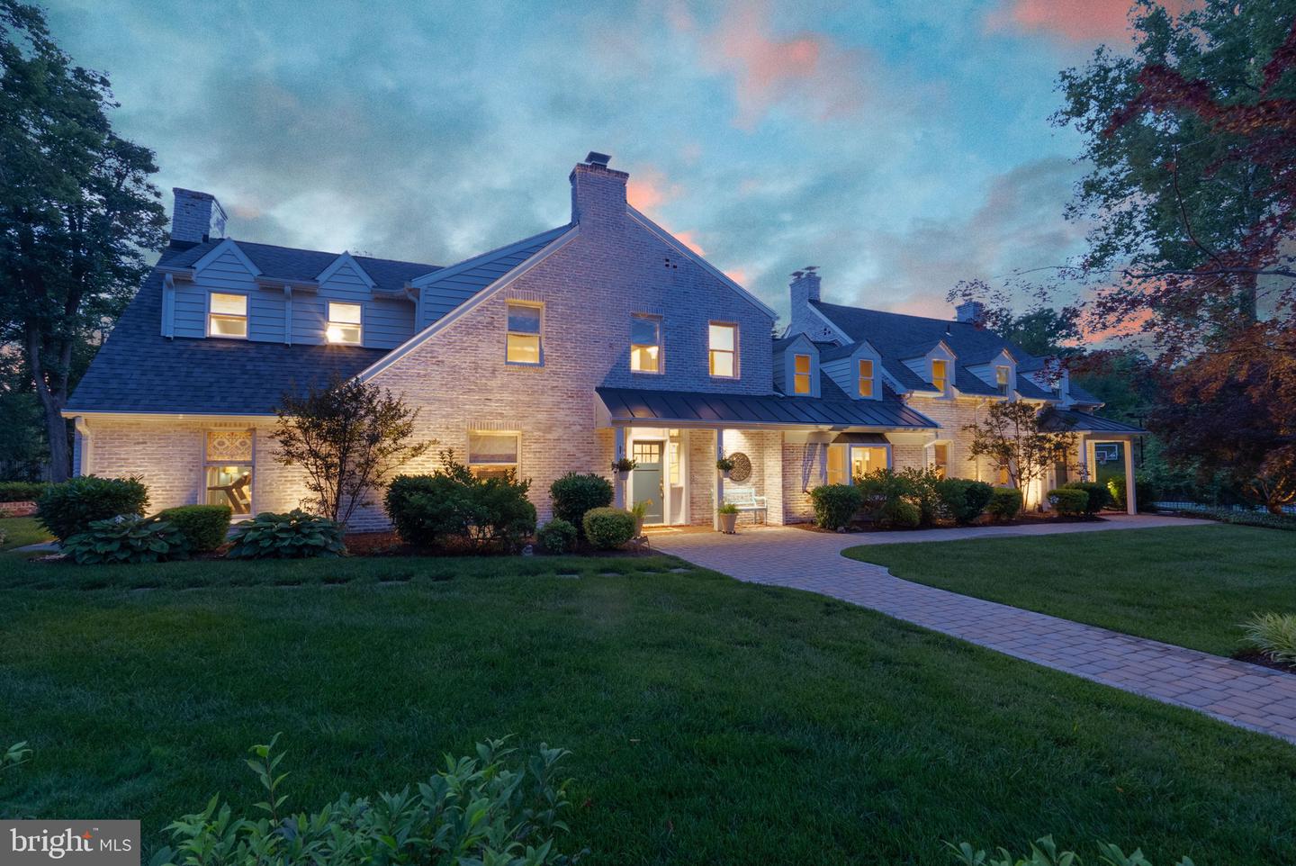 6016 PIKE BRANCH DR, ALEXANDRIA, Virginia 22310, 6 Bedrooms Bedrooms, ,6 BathroomsBathrooms,Residential,For sale,6016 PIKE BRANCH DR,VAFX2246684 MLS # VAFX2246684