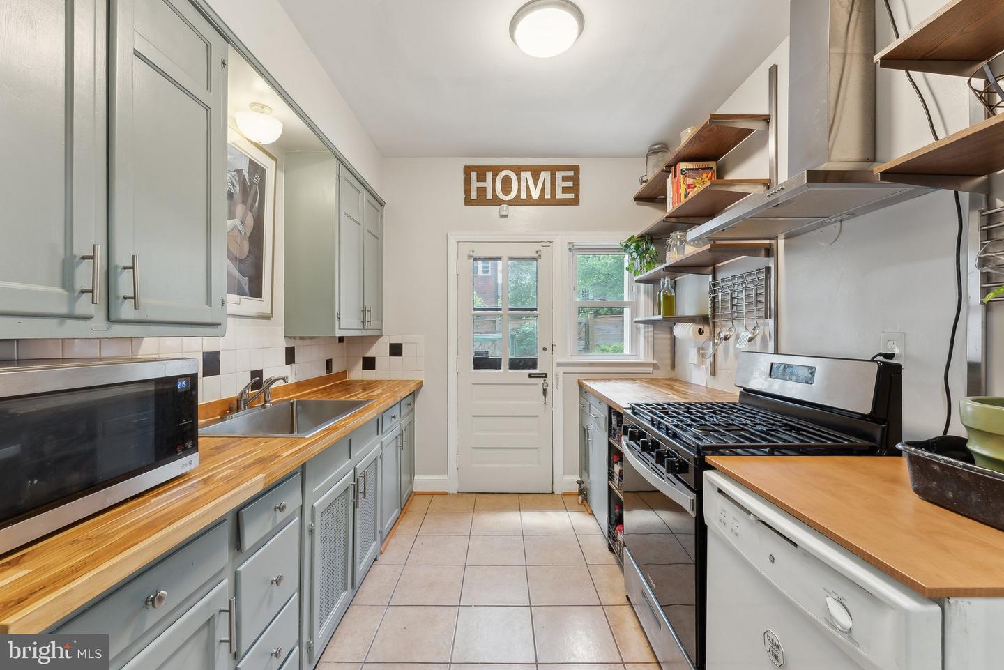614 ONEIDA PL NW, WASHINGTON, District Of Columbia 20011, 3 Bedrooms Bedrooms, ,2 BathroomsBathrooms,Residential,For sale,614 ONEIDA PL NW,DCDC2205052 MLS # DCDC2205052