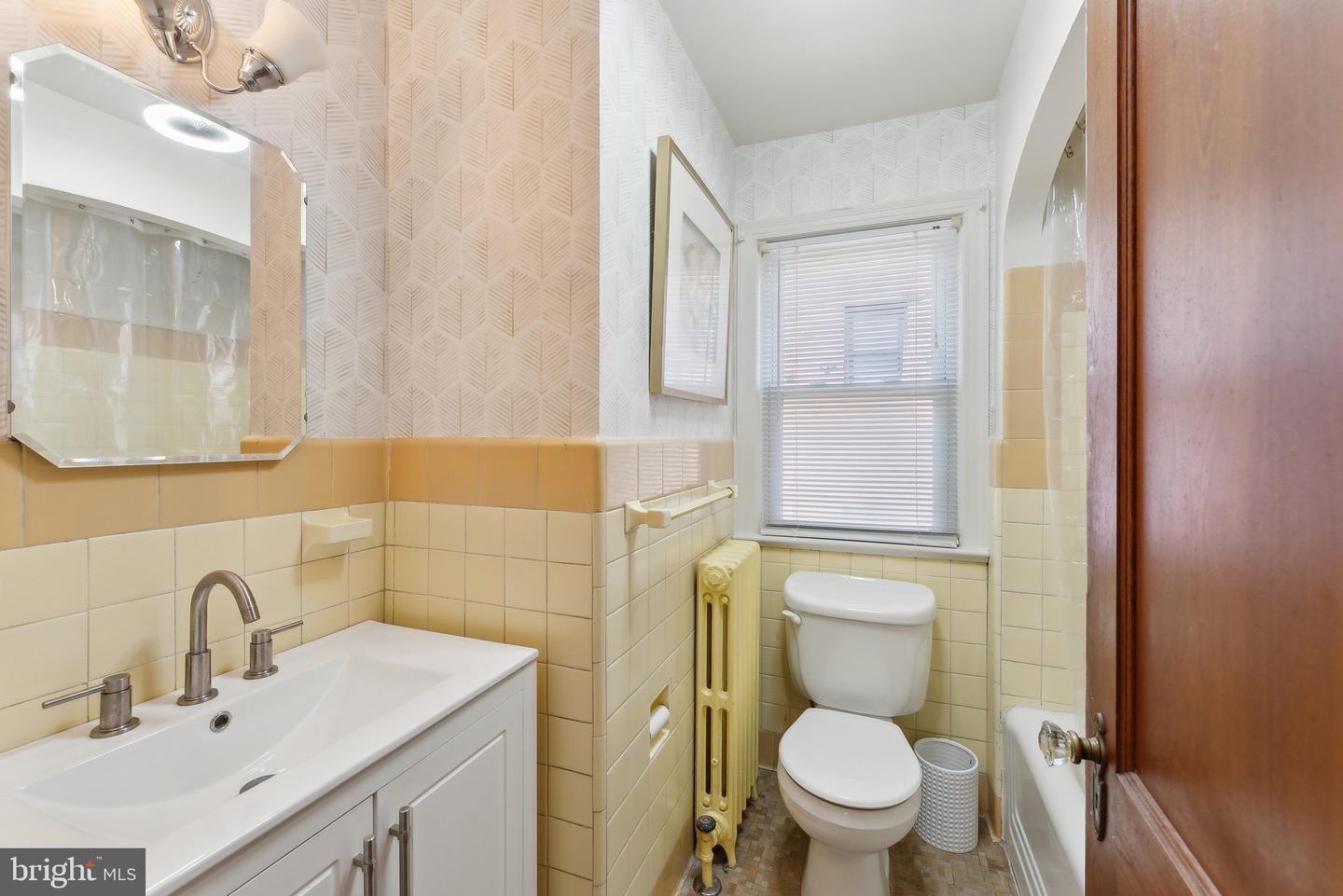 614 ONEIDA PL NW, WASHINGTON, District Of Columbia 20011, 3 Bedrooms Bedrooms, ,2 BathroomsBathrooms,Residential,For sale,614 ONEIDA PL NW,DCDC2205052 MLS # DCDC2205052