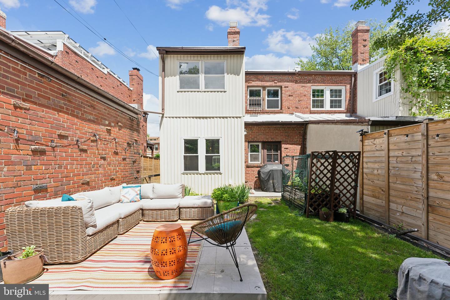 614 ONEIDA PL NW, WASHINGTON, District Of Columbia 20011, 3 Bedrooms Bedrooms, ,2 BathroomsBathrooms,Residential,For sale,614 ONEIDA PL NW,DCDC2205052 MLS # DCDC2205052