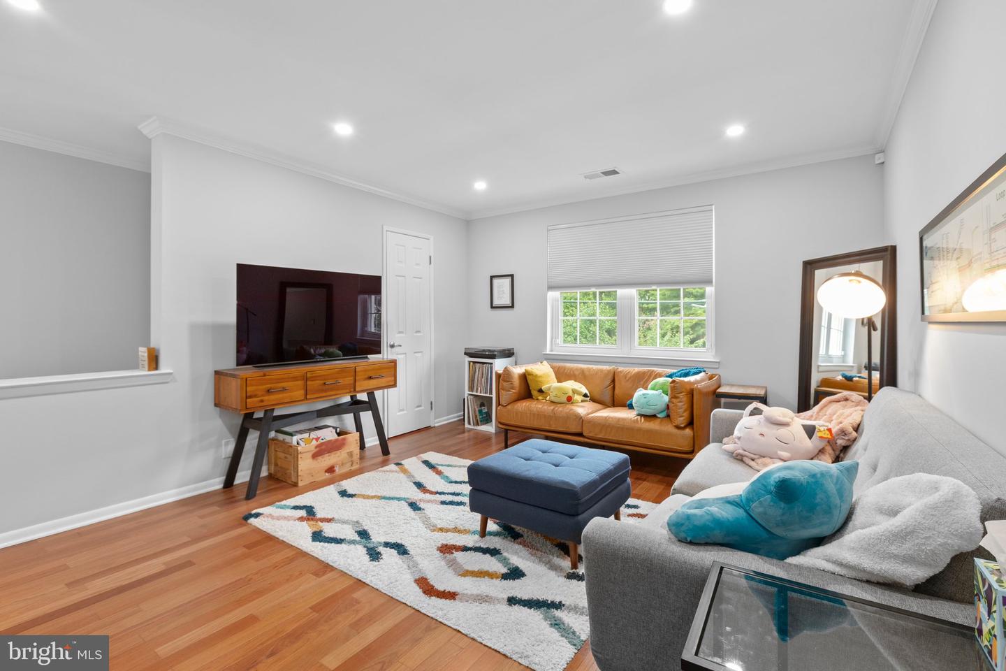 2637 S WALTER REED DR #B, ARLINGTON, Virginia 22206, 2 Bedrooms Bedrooms, ,1 BathroomBathrooms,Residential,For sale,2637 S WALTER REED DR #B,VAAR2059018 MLS # VAAR2059018