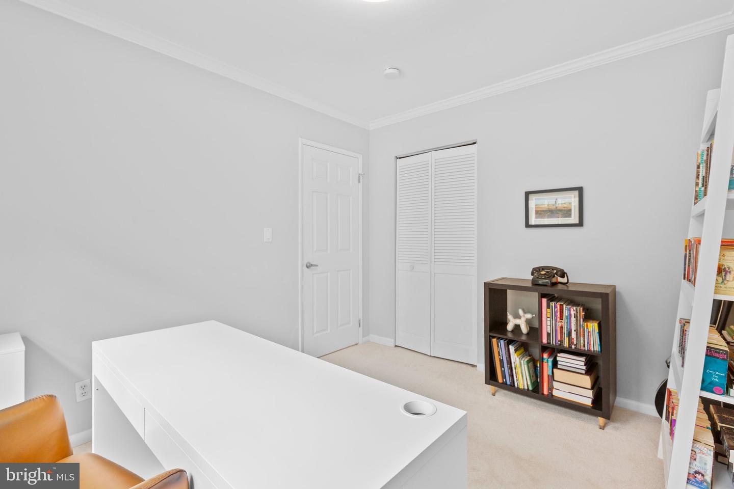 2637 S WALTER REED DR #B, ARLINGTON, Virginia 22206, 2 Bedrooms Bedrooms, ,1 BathroomBathrooms,Residential,For sale,2637 S WALTER REED DR #B,VAAR2059018 MLS # VAAR2059018