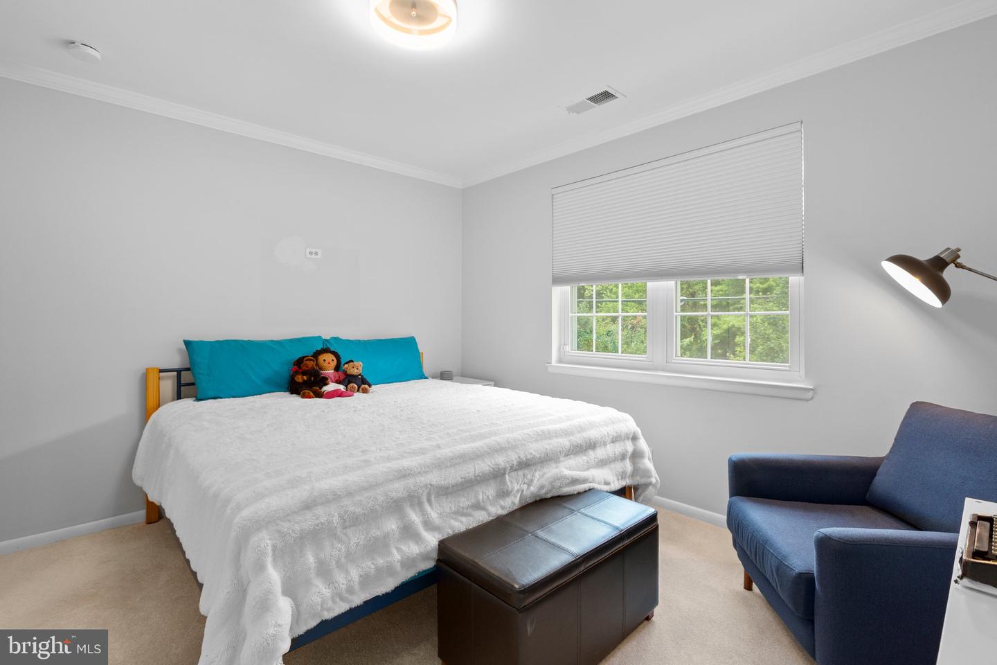 2637 S WALTER REED DR #B, ARLINGTON, Virginia 22206, 2 Bedrooms Bedrooms, ,1 BathroomBathrooms,Residential,For sale,2637 S WALTER REED DR #B,VAAR2059018 MLS # VAAR2059018