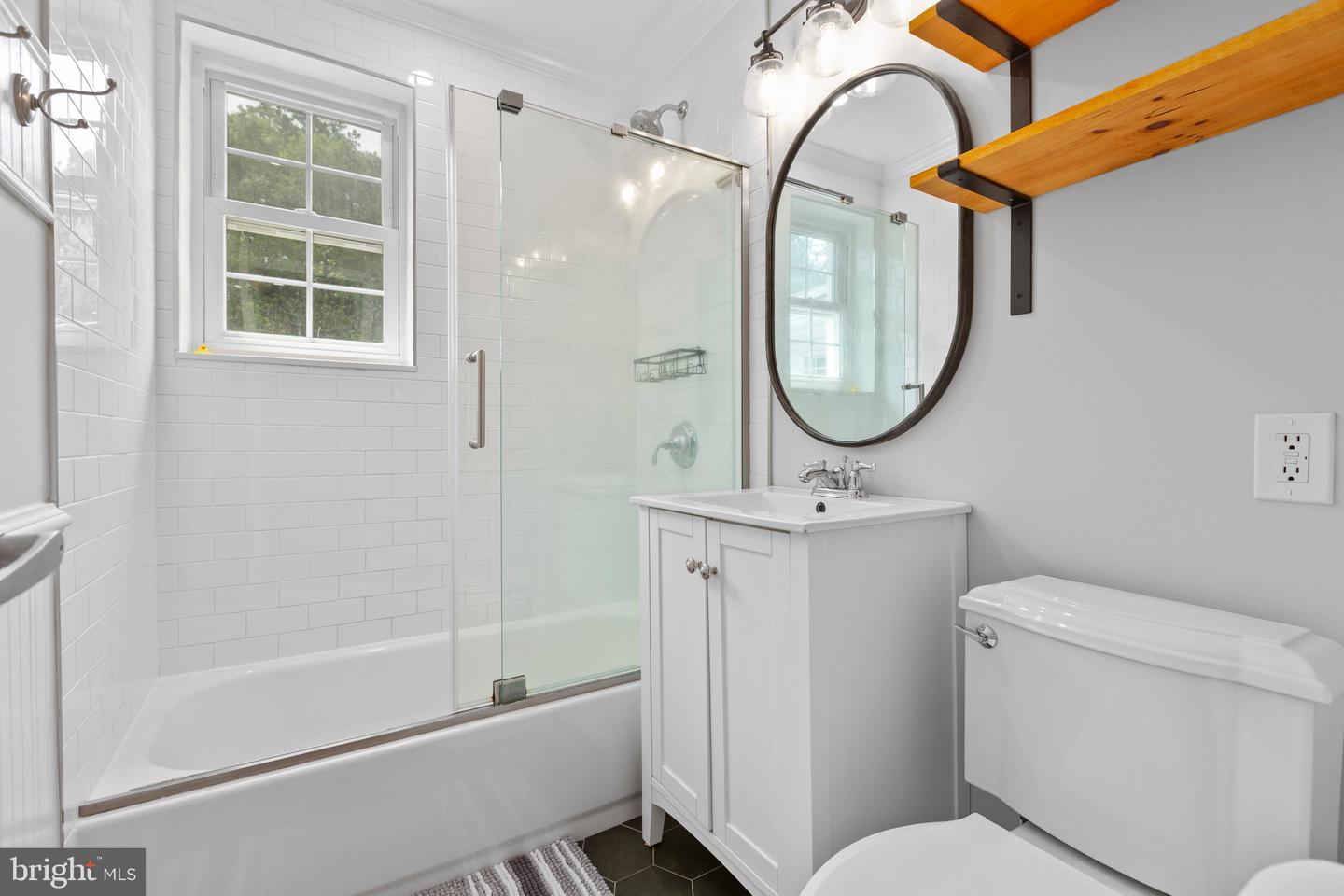 2637 S WALTER REED DR #B, ARLINGTON, Virginia 22206, 2 Bedrooms Bedrooms, ,1 BathroomBathrooms,Residential,For sale,2637 S WALTER REED DR #B,VAAR2059018 MLS # VAAR2059018
