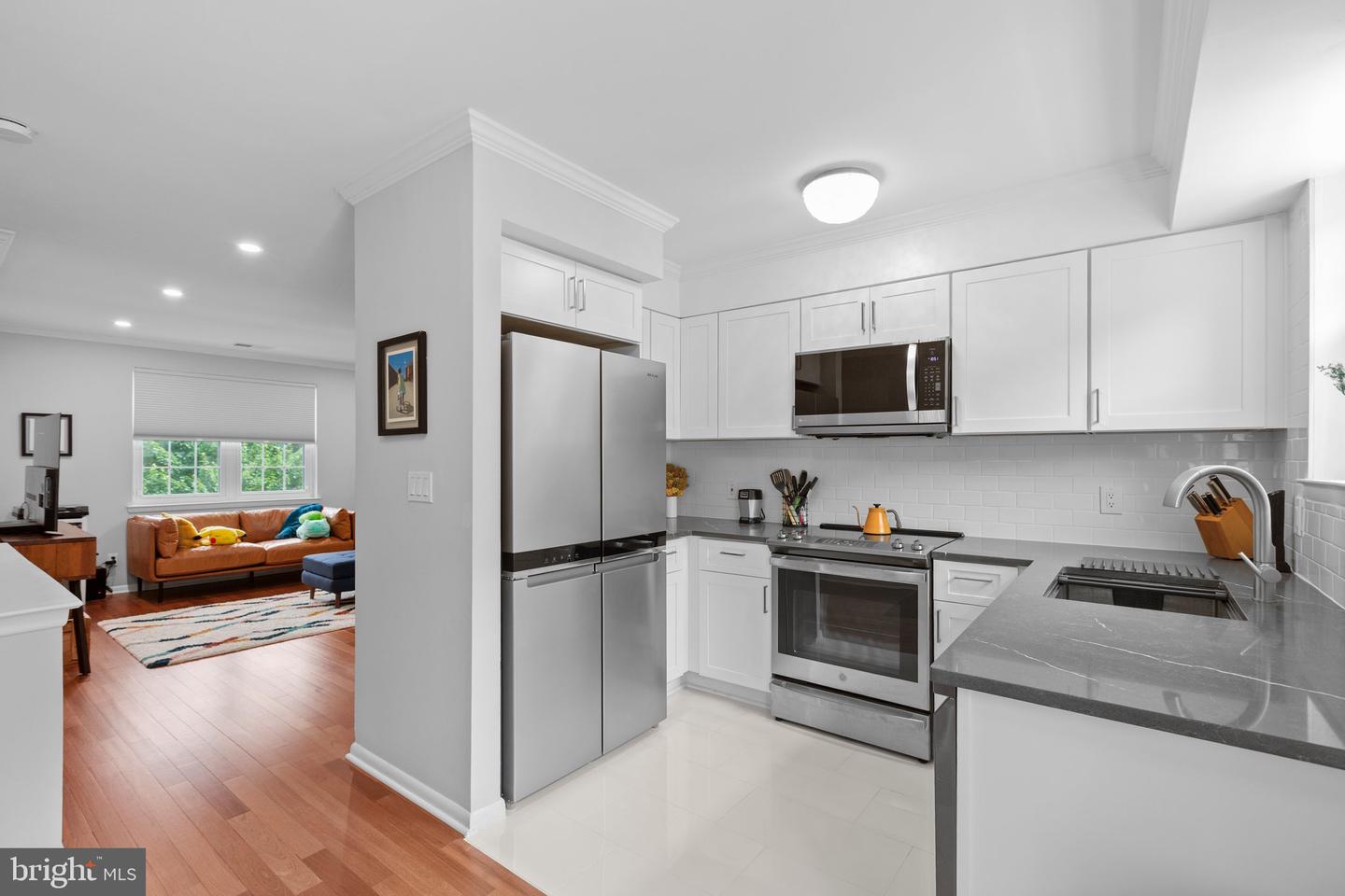 2637 S WALTER REED DR #B, ARLINGTON, Virginia 22206, 2 Bedrooms Bedrooms, ,1 BathroomBathrooms,Residential,For sale,2637 S WALTER REED DR #B,VAAR2059018 MLS # VAAR2059018