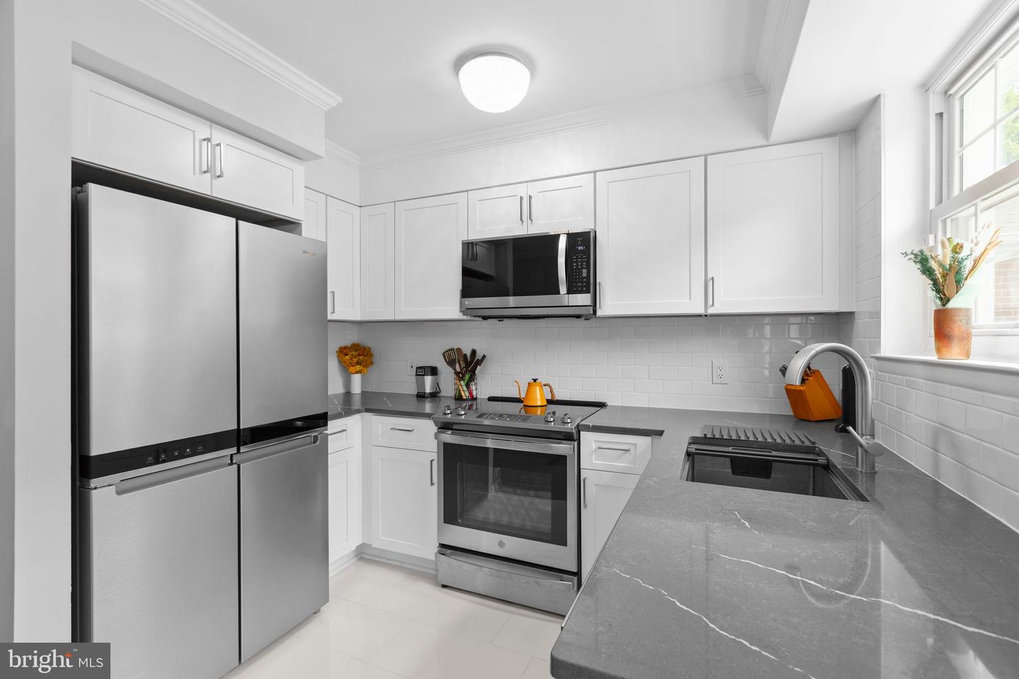 2637 S WALTER REED DR #B, ARLINGTON, Virginia 22206, 2 Bedrooms Bedrooms, ,1 BathroomBathrooms,Residential,For sale,2637 S WALTER REED DR #B,VAAR2059018 MLS # VAAR2059018