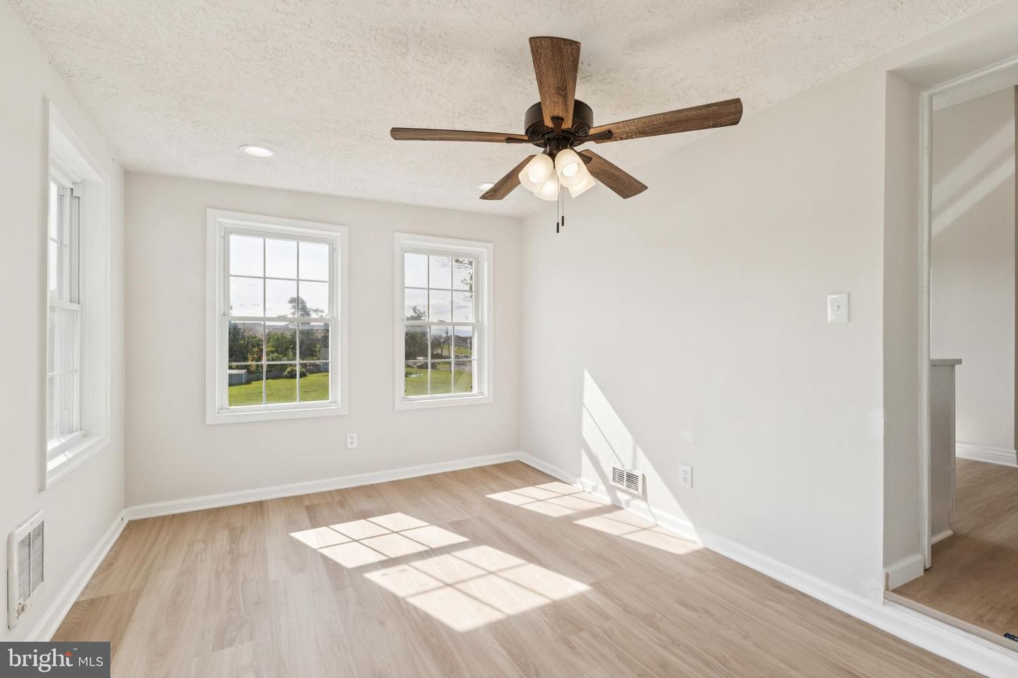 1611 HUDSON HOLLOW RD, STEPHENS CITY, Virginia 22655, 3 Bedrooms Bedrooms, ,1 BathroomBathrooms,Residential,For sale,1611 HUDSON HOLLOW RD,VAFV2034798 MLS # VAFV2034798