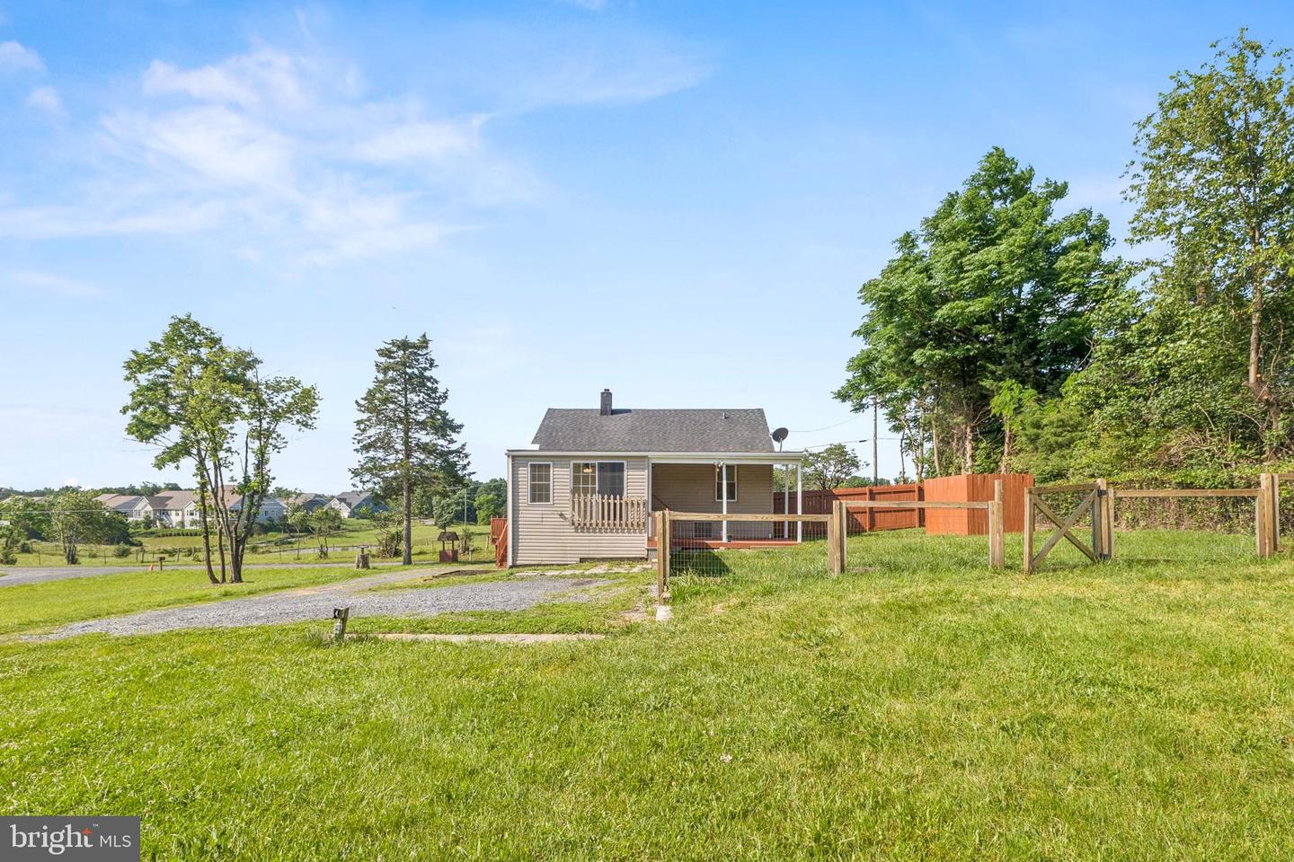 1611 HUDSON HOLLOW RD, STEPHENS CITY, Virginia 22655, 3 Bedrooms Bedrooms, ,1 BathroomBathrooms,Residential,For sale,1611 HUDSON HOLLOW RD,VAFV2034798 MLS # VAFV2034798