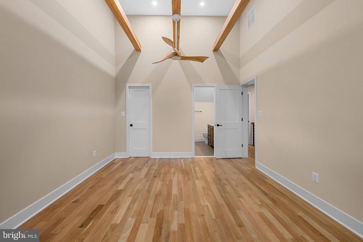 4505 36TH ST S #B2, ARLINGTON, Virginia 22206, 2 Bedrooms Bedrooms, 7 Rooms Rooms,2 BathroomsBathrooms,Residential,For sale,4505 36TH ST S #B2,VAAR2059028 MLS # VAAR2059028