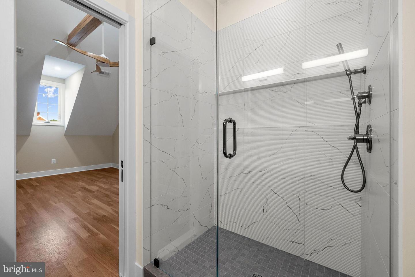 4505 36TH ST S #B2, ARLINGTON, Virginia 22206, 2 Bedrooms Bedrooms, 7 Rooms Rooms,2 BathroomsBathrooms,Residential,For sale,4505 36TH ST S #B2,VAAR2059028 MLS # VAAR2059028