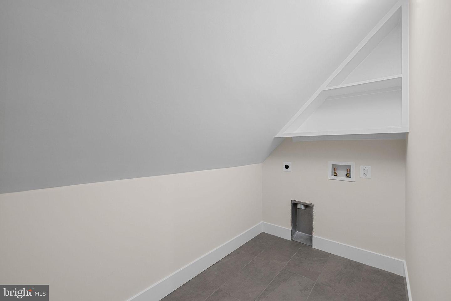 4505 36TH ST S #B2, ARLINGTON, Virginia 22206, 2 Bedrooms Bedrooms, 7 Rooms Rooms,2 BathroomsBathrooms,Residential,For sale,4505 36TH ST S #B2,VAAR2059028 MLS # VAAR2059028