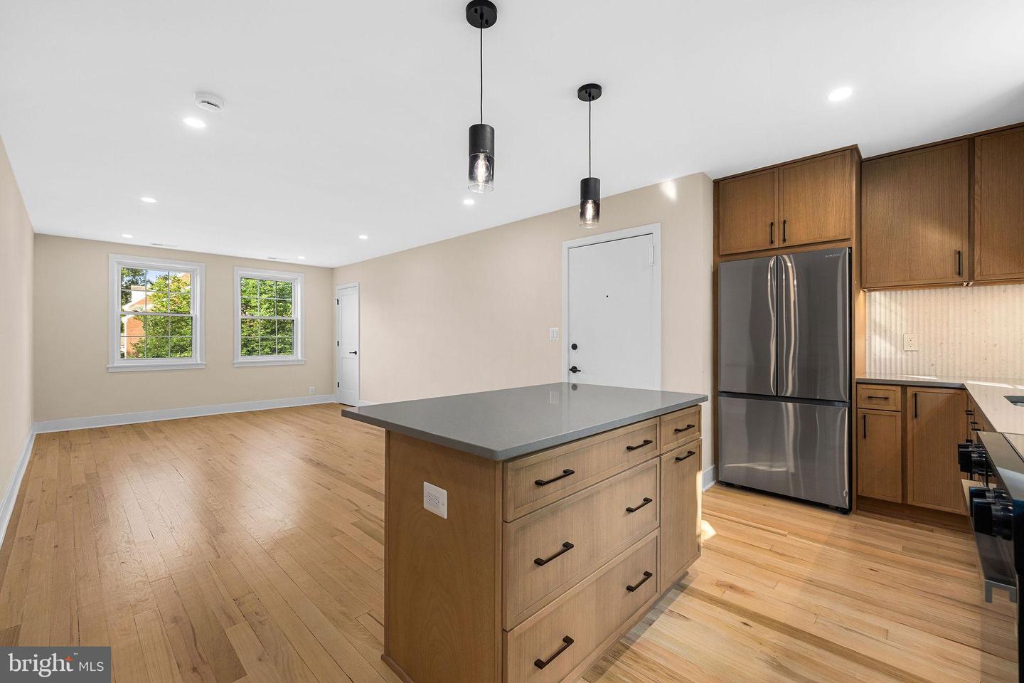 4505 36TH ST S #B2, ARLINGTON, Virginia 22206, 2 Bedrooms Bedrooms, 7 Rooms Rooms,2 BathroomsBathrooms,Residential,For sale,4505 36TH ST S #B2,VAAR2059028 MLS # VAAR2059028