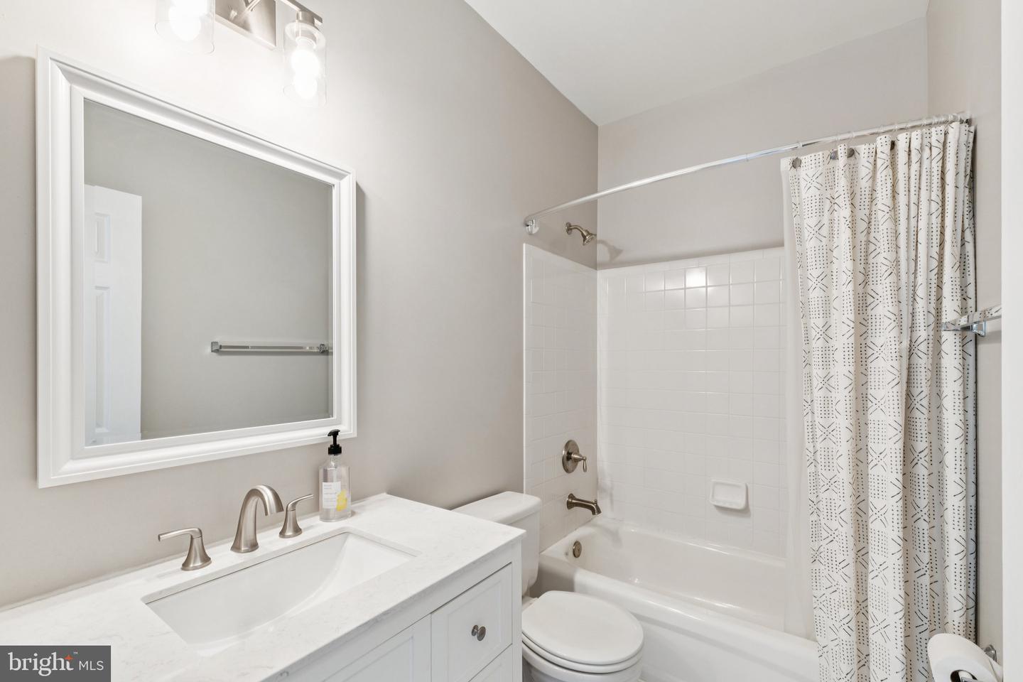 400 ASHFORD LN, ALEXANDRIA, Virginia 22304, 3 Bedrooms Bedrooms, ,2 BathroomsBathrooms,Residential,For sale,400 ASHFORD LN,VAAX2046374 MLS # VAAX2046374