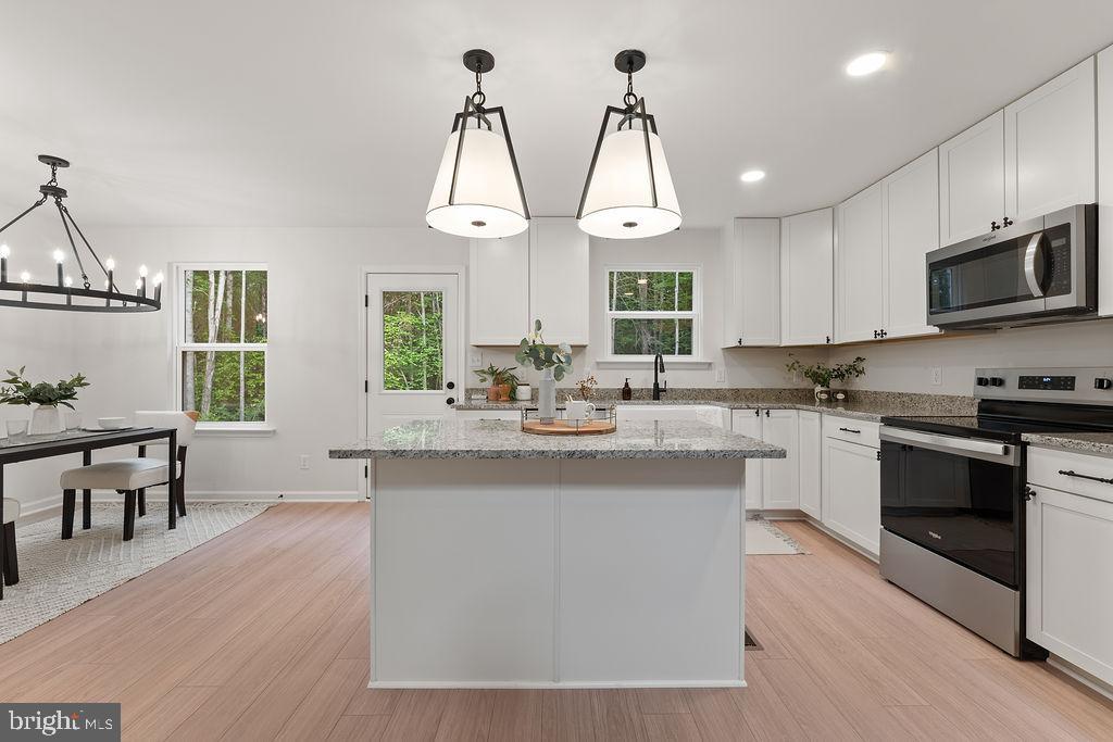 5831 STUBBS BRIDGE RD, MINERAL, Virginia 23117, 6 Bedrooms Bedrooms, ,3 BathroomsBathrooms,Residential,For sale,5831 STUBBS BRIDGE RD,VASP2033872 MLS # VASP2033872