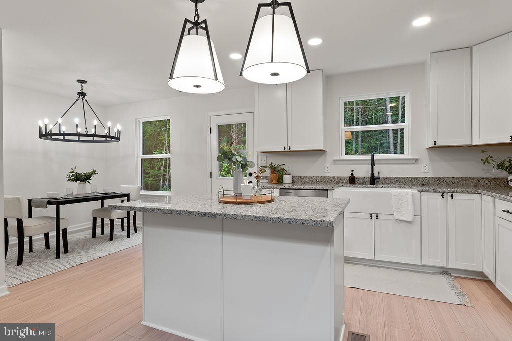 5831 STUBBS BRIDGE RD, MINERAL, Virginia 23117, 6 Bedrooms Bedrooms, ,3 BathroomsBathrooms,Residential,For sale,5831 STUBBS BRIDGE RD,VASP2033872 MLS # VASP2033872