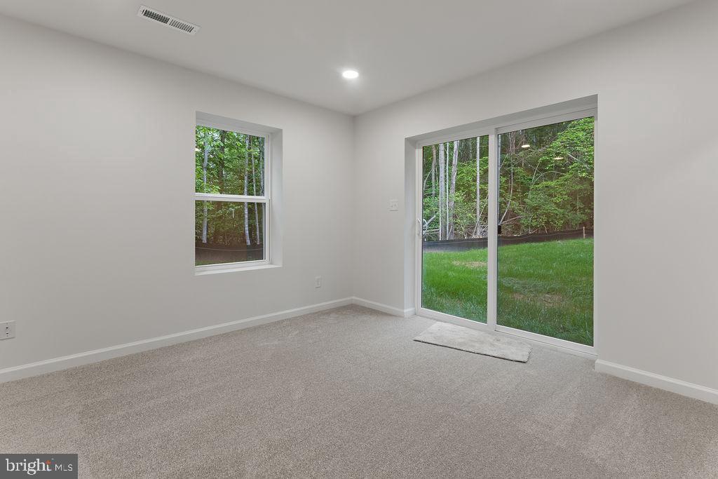 5831 STUBBS BRIDGE RD, MINERAL, Virginia 23117, 6 Bedrooms Bedrooms, ,3 BathroomsBathrooms,Residential,For sale,5831 STUBBS BRIDGE RD,VASP2033872 MLS # VASP2033872