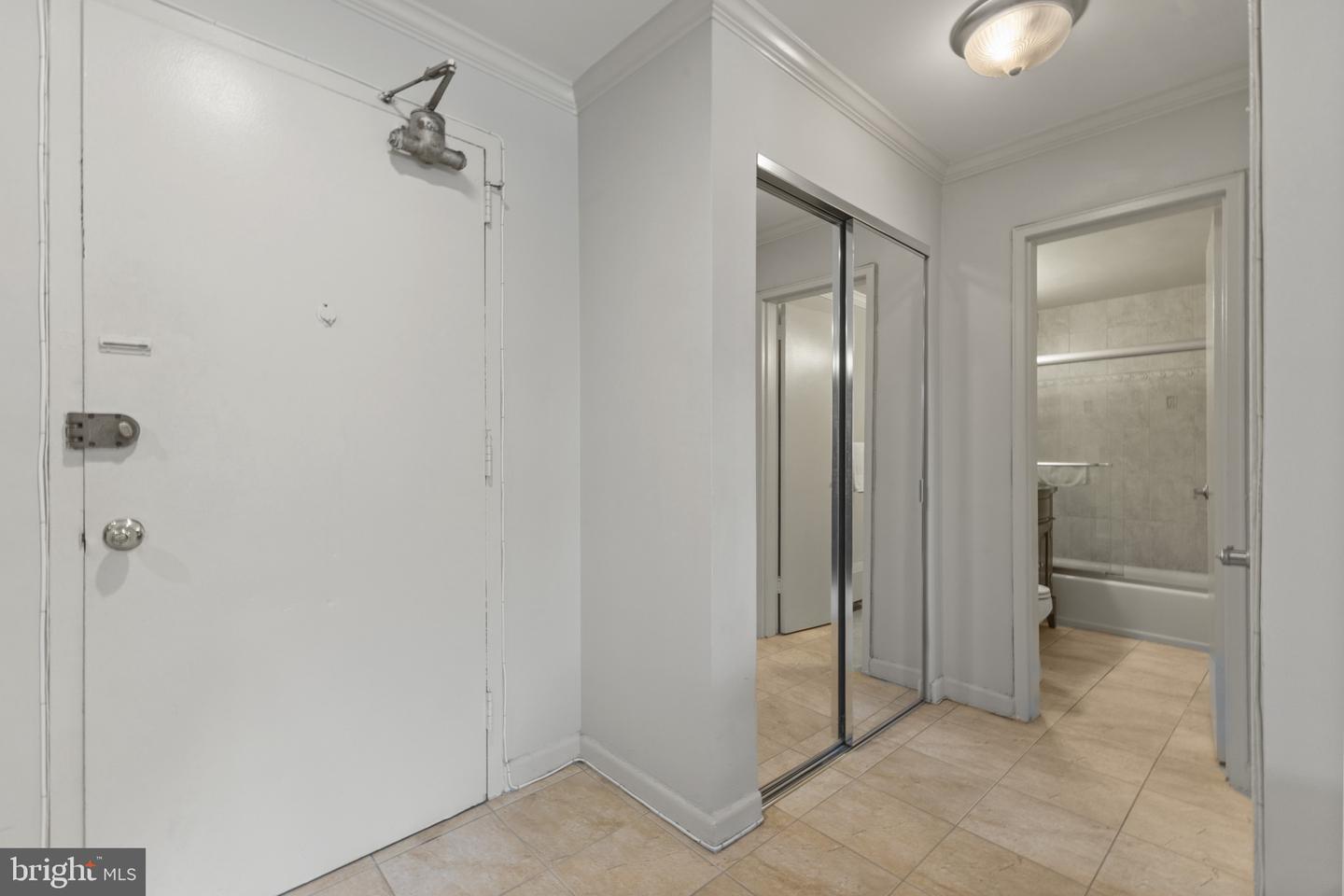 1200 S ARLINGTON RIDGE RD #409, ARLINGTON, Virginia 22202, 1 Bedroom Bedrooms, ,1 BathroomBathrooms,Residential,For sale,1200 S ARLINGTON RIDGE RD #409,VAAR2059060 MLS # VAAR2059060