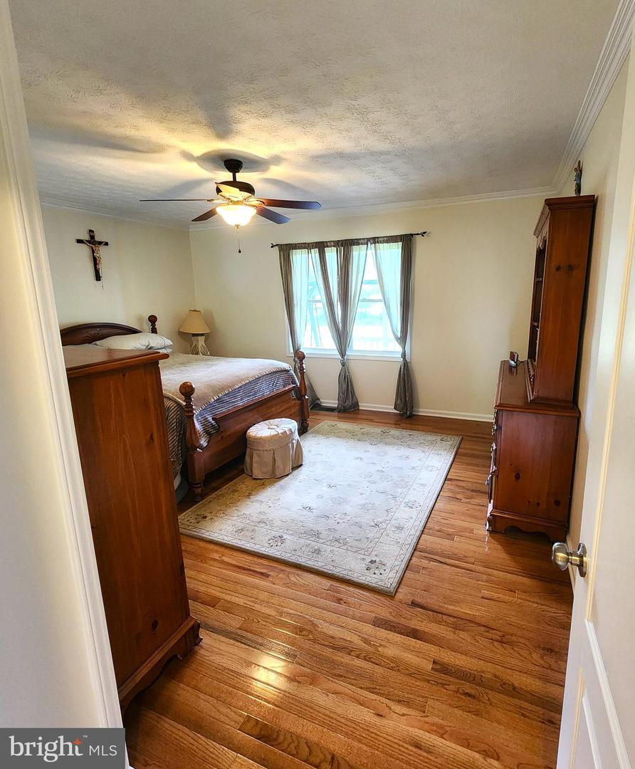 1932 HOWARDSVILLE TPKE, STUARTS DRAFT, Virginia 24477, 4 Bedrooms Bedrooms, ,3 BathroomsBathrooms,Residential,For sale,1932 HOWARDSVILLE TPKE,VAAG2000612 MLS # VAAG2000612