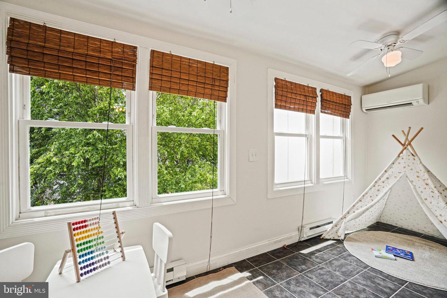 1715 A ST SE, WASHINGTON, District Of Columbia 20003, 4 Bedrooms Bedrooms, ,2 BathroomsBathrooms,Residential,For sale,1715 A ST SE,DCDC2205270 MLS # DCDC2205270