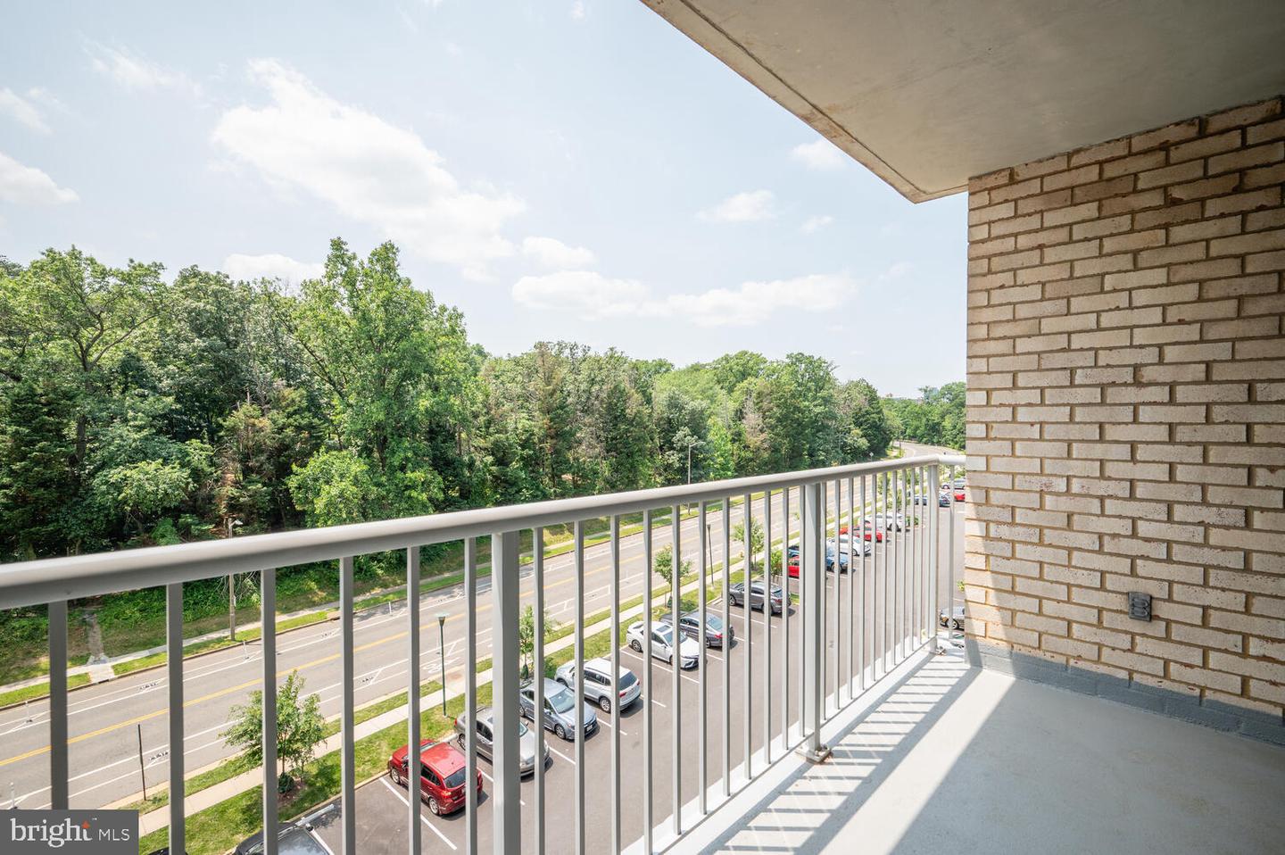 2500 N VAN DORN ST #628, ALEXANDRIA, Virginia 22302, 3 Bedrooms Bedrooms, ,2 BathroomsBathrooms,Residential,For sale,2500 N VAN DORN ST #628,VAAX2046428 MLS # VAAX2046428