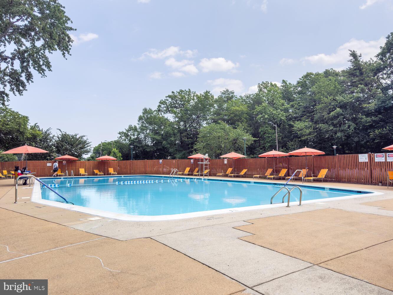 2500 N VAN DORN ST #628, ALEXANDRIA, Virginia 22302, 3 Bedrooms Bedrooms, ,2 BathroomsBathrooms,Residential,For sale,2500 N VAN DORN ST #628,VAAX2046428 MLS # VAAX2046428