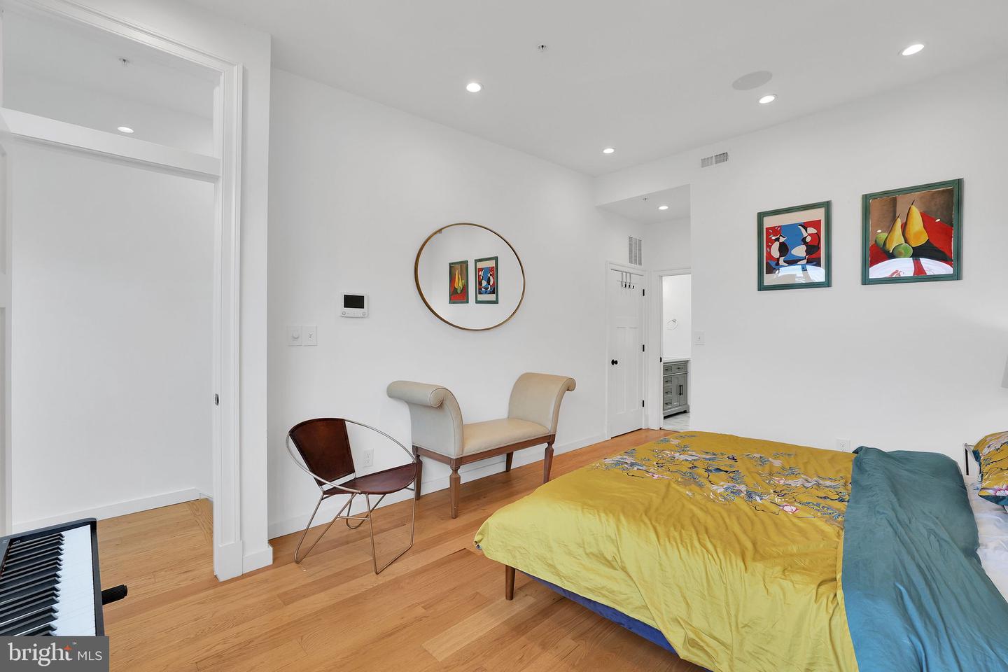1823 KALORAMA RD NW, WASHINGTON, District Of Columbia 20009, 8 Bedrooms Bedrooms, ,8 BathroomsBathrooms,Residential,For sale,1823 KALORAMA RD NW,DCDC2205312 MLS # DCDC2205312